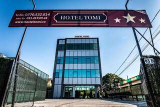 Отель Hotel Tomi Бухарест-0